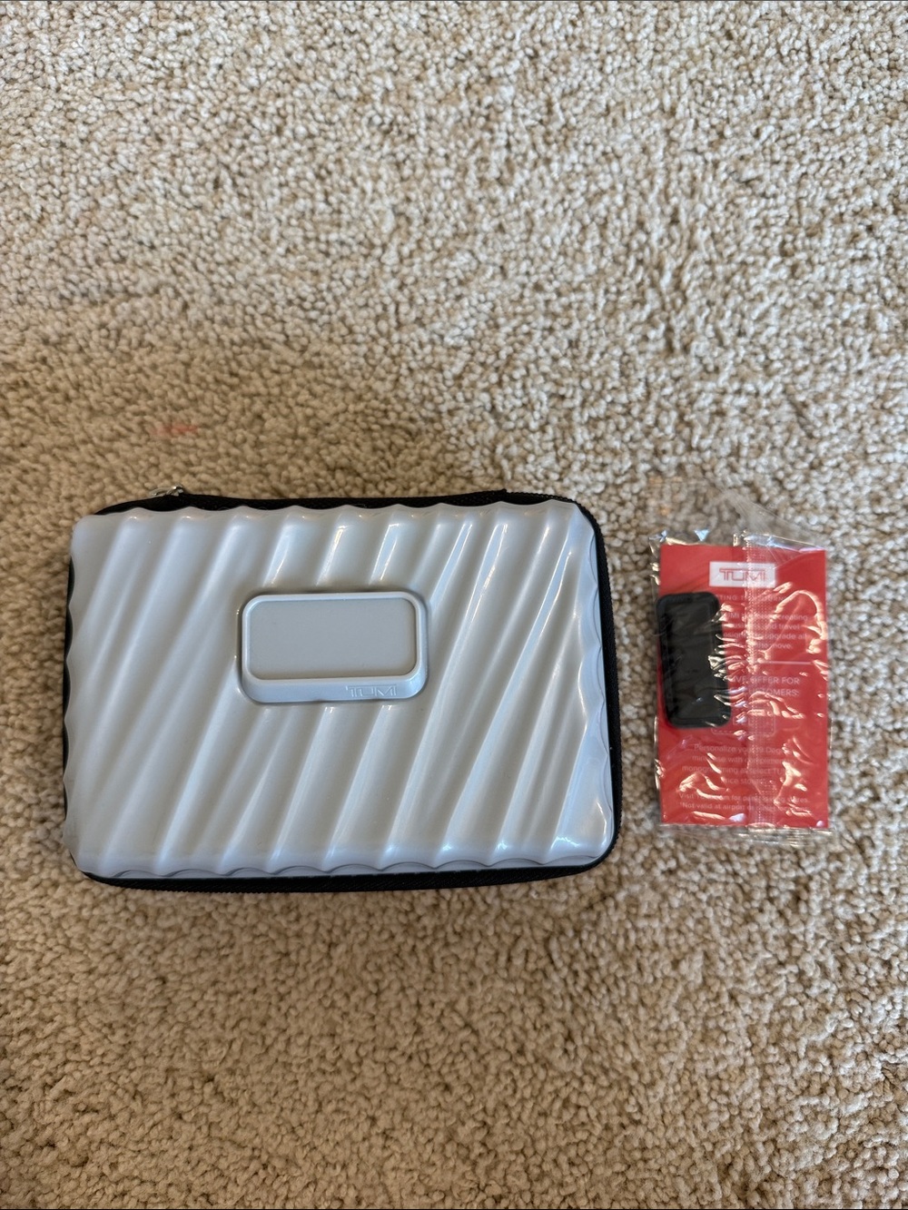 Tumi for Delta Business Class Toiletry Case
